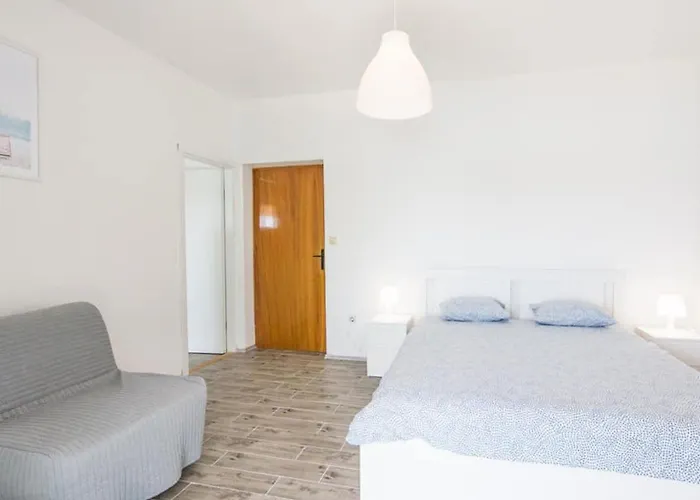 Διαμέρισμα Mama Roza Mit Blick Auf Wasser By Interhome