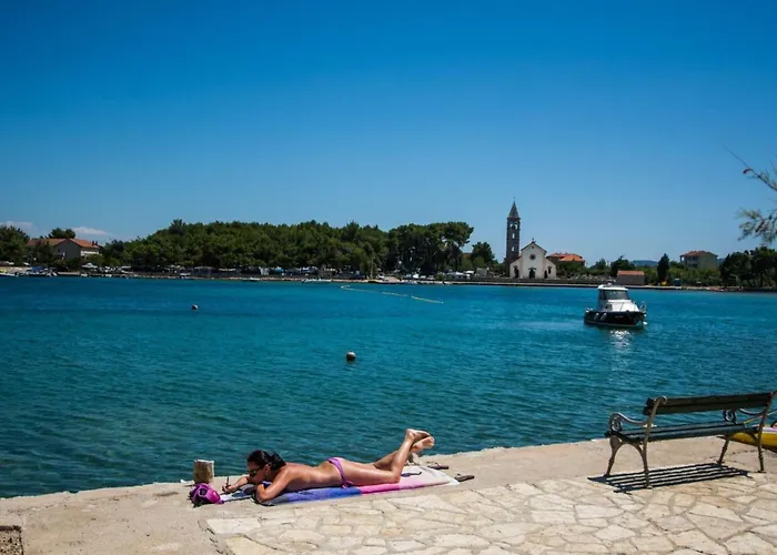 Διαμέρισμα Mama Roza Mit Blick Auf Wasser By Interhome *