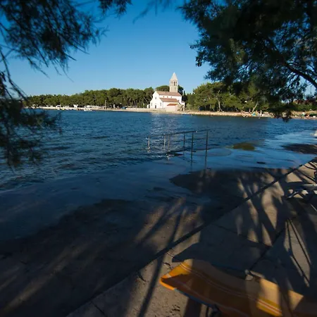 Apartman Mama Roza Mit Blick Auf Wasser By Interhome Pasman