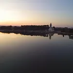 Mama Roza Mit Blick Auf Wasser By Interhome * Pašman