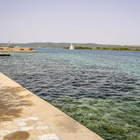 Apartman Mama Roza Mit Blick Auf Wasser By Interhome *