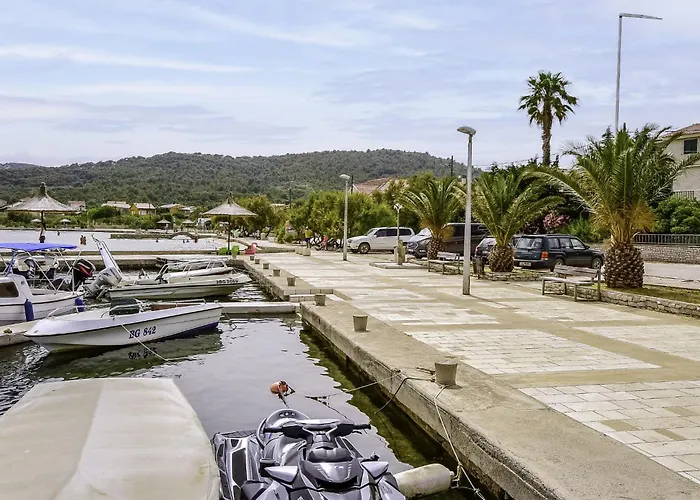 Апартаменты Mama Roza Mit Blick Auf Wasser By Interhome Пашман